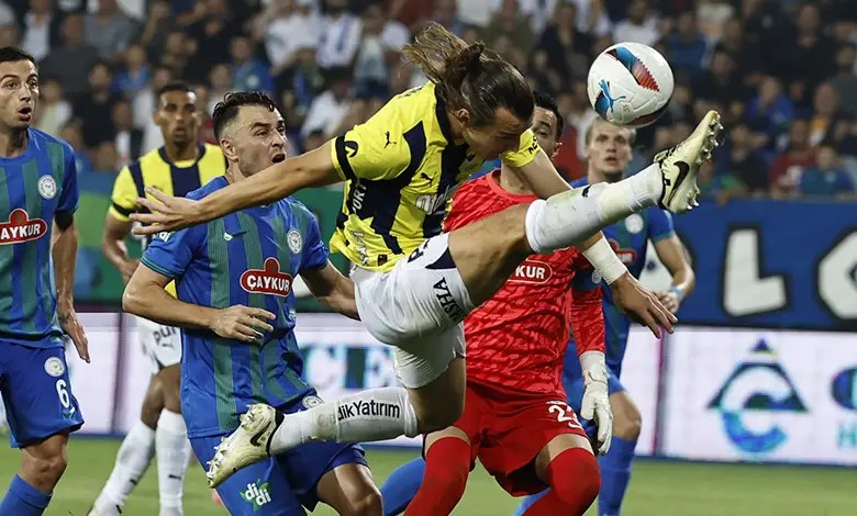 Fenerbahçe fans welcoming team in Rize